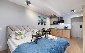 Underground Apartments Kielecka Rondo Mogilskie By Noclegi Renters